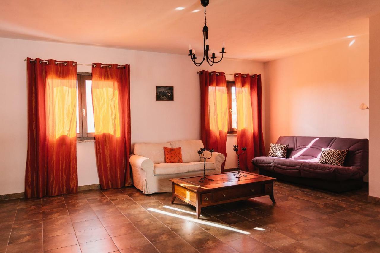 Villa Manzoni Portoscuso Buitenkant foto