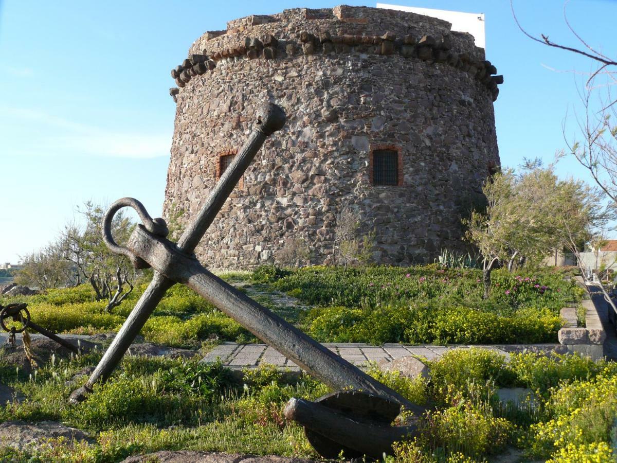 Villa Manzoni Portoscuso Buitenkant foto